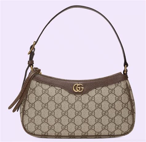 vomita sul cuscino gucci|gucci shoulder bag.